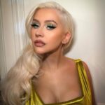 Christina Aguilera Instagram – @viviennewestwood 🪐💛
