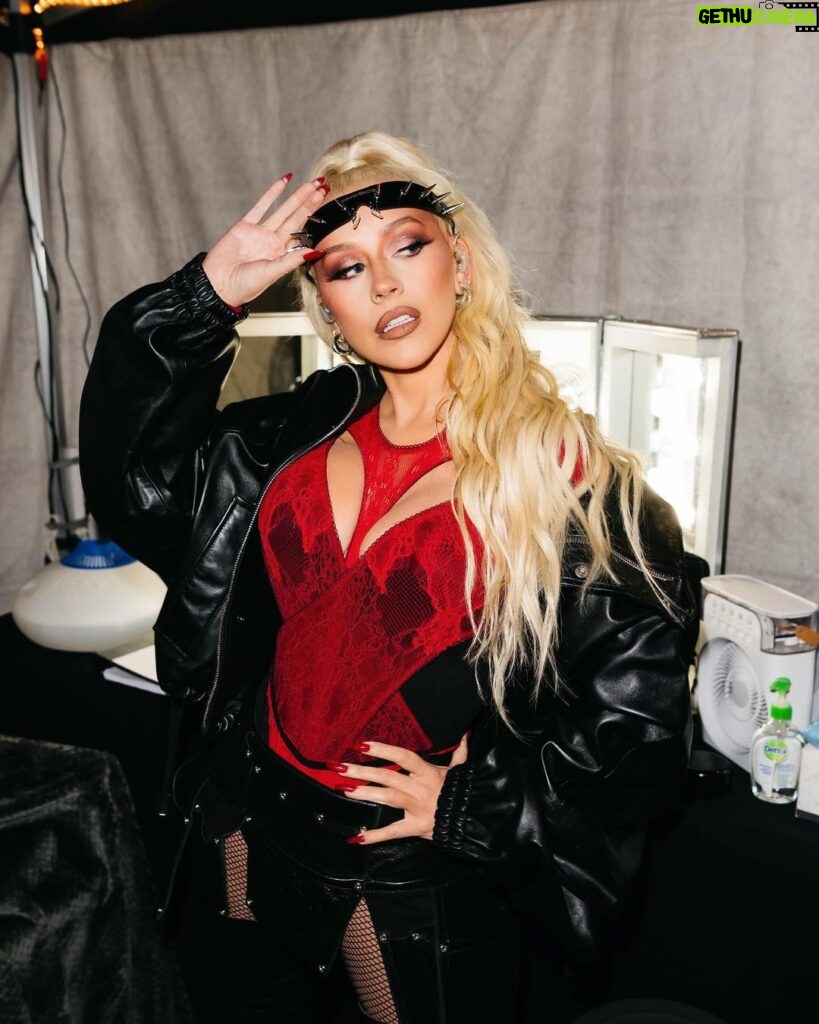 Christina Aguilera Instagram - Melbourne I LOVE YOU ❤️‍🔥