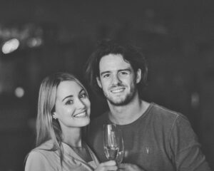 Christina Wolfe Instagram - Happy New Year • Feliz Año Nuevo • Gott Nytt År • 2021 ✨🍇 
📸 @broxvik86