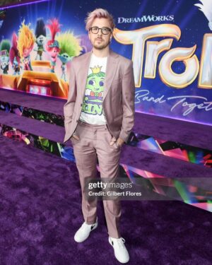 Christopher Mintz-Plasse Instagram - TROLLS BAND TOGETHER OUT TOMORROWWWWW I love this movie. I love these movies. I hope we get to make 25 more. I love Getty images GET YUR TIX NOWWWW

Hair n makeup by the goat - @florido