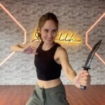 Cinta Laura Kiehl Instagram – ✨ Report: Day 5 ✨ 

Knife work — belajar detail gak gampang karena pada kenyataannya yang dipake adalah pisau styrofoam. Tapi cara kita menggunakan torso kita seakan terlihat seperti full effort ternyata gak segampang yang dikira. Suka banget dengan proses belajar yang maksimal dan gak terburu-buru. 

Next pake prop apa lagi ya, @reza.hilman? Jakarta, Indonesia