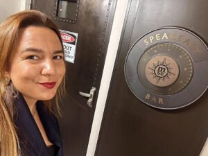 Cláudia Martins Instagram - Seja gentil com as pessoas que encontra no seu caminho, porque a bondade é uma chave que abre portas e conquista corações 🥰 

#msccruises @msccruisesofficial @mscworldeuropa