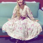 Clare Bowen Instagram - Macon + Atlanta + Nashville photo dump feat. Mama Jan & @magnoliapearlclothing 💞✨ #georgia #nashville #bowenyoung #clarebowen #brandonrobertyoung #magnoliapearl #seanmcconnell #basementeast #americana #duo #love #bts #tourlife Nashville, Tennessee