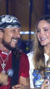 Claudia Leitte Instagram - Simplesmente PERFEITO!!! Claudia Leitte e Bell Marques! ❤️ #FestivalDeVerãoNoGloboplay
