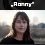 Claudia Michelsen Instagram - Danke an Alle und soo viele … die am Sonntag dabei waren .. Wahnsinn .. 💫@ardmediathek @mdr_san POLIZEIRUF „RONNY“ uvm 🙏🏼 @filmpoolfiction dir: @barbaraott_film writer: @janbraren DOP: FalkoLachmund cut: katharinaFiedler music: JasminReuter casting by : @maiseck @rietz.casting @valentinoppermann_ #MajaSchöne #CeciChuh #thomasSchubert #johannBarnstorf uvm 🤍. c/o StefanErhard