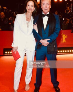 Claudia Michelsen Instagram - 69. Berlinale Openingnight with the most wonderful ✨Udo Kier✨danke für den großartigen Eröffnungsabend „the kindness of strangers“ von Lone Scherfing 💫 @berlinale 💫merci to @boss and @bbsturm @annettekamont_makeupartist @steinfeld_pr @gala @ufafiction