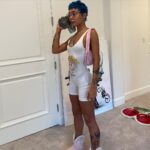 Coi Leray Instagram - @pinkzushii Merch Loading 🌸🍣💖 my hair is growing 😍 follow @pinkzushii @pinkzushii @pinkzushii ‼️ Calabasas, California