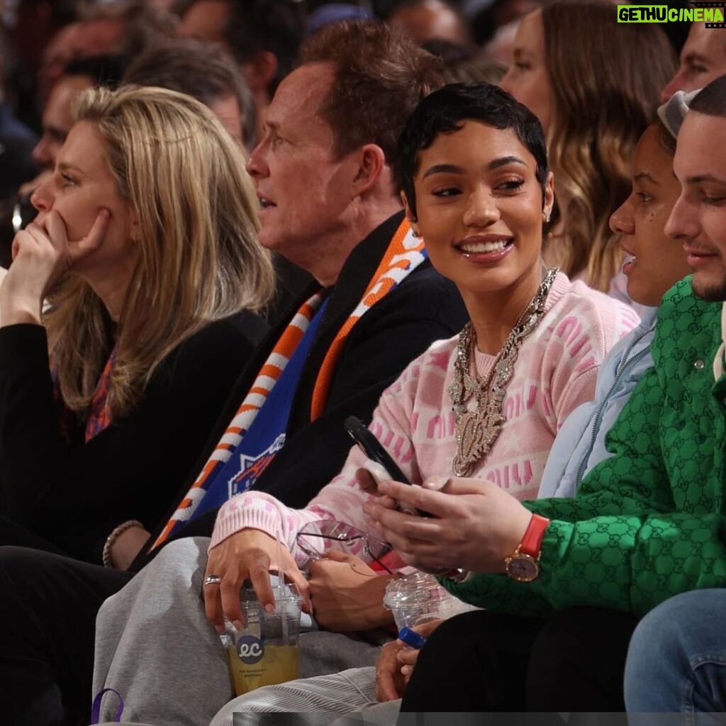 Coi Leray Instagram - Knicks Vs The Wizards but I won . 😎😍🩷✨🆑🥰 Manhattan, New York