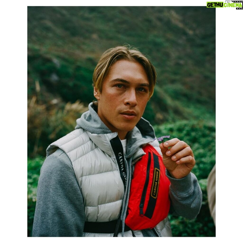 Cole Sprouse Instagram - @canadagoose has committed to going sustainable and fur free by the end of the year, so I figured it’s a perfect time to show off the new campaign I worked on with them! Here’s some photography from the line, keep an eye out over the next couple days for more! #canadagoose Production: @wearenuevo Styling: @natasharoyt Makeup: @michaelgoyette Hair: @1.800.chanel 1st assistant: @ericmichaelroy Talent: @lillijohnsonnn @malymannn @kealanaihe @tyler.dreed