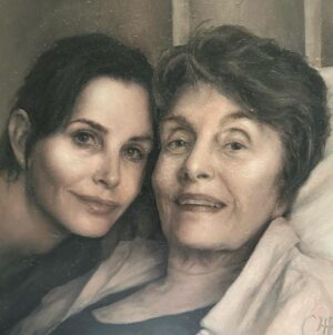 Courteney Cox Instagram - I love being mom to this little mermaid and I miss you moma ♥️
Happy Mother’s Day!