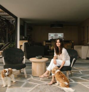 Courteney Cox Instagram - Loved being a part of my friend @jennikaynehome’s book Pacific Natural at Home. She’s such an inspiration to me.