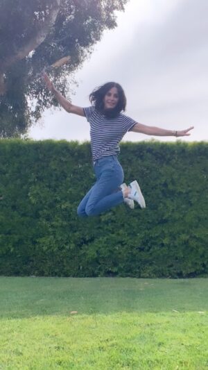 Courteney Cox Instagram - Had to jump on this trend. 

🎥: @jadeehlers