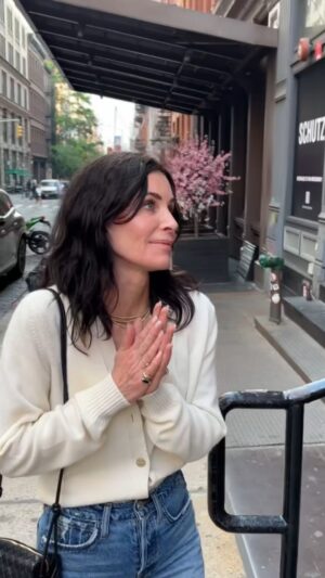 Courteney Cox Instagram - A day in New York 🤷🏻‍♀️
