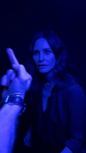 Courteney Cox Instagram - No pictures allowed…got it! 

Thanks for the inspo @maxgoodrich!