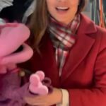 Courtney Ford Instagram - Puppeteer Bill Diamond invited us into his NY studio for a visit and we lost our damn minds 🥳🥳🥳