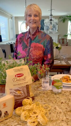 Cristina Ferrare Instagram - Italia Deli & Bakery Italian grocery store in Agoura Hills, California carries one of my favorite brands of pastas, “granoro” a product of Puglia Italy. Puglia is one of my favorite places in the whole world! I love Tagliatelle pasta and this particular brand taste like it came from the loving hands of my grandmother. It’s exactly what you get when you are in Italy! Puglia also produces the finest, extra virgin olive oil! Many experts say the olive oil that comes from there is some of the most palatable in the world. My pick is Gugliemi Le Monocultivar Ogliarola, Extra Virgin Olive Oil available on Amazon! https://amzn.to/3pKgGxV #puglia #pasta #italiandeli #italianfood #italy #granorapasta #oliveoil #pugliaitaly #pugliaitalia #italy #tagliatelle #farmrio #farmriolovers #oscardelarenta #food