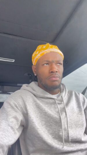 D.C. Young Fly Instagram - Not gon kap this @bossman_dlow goinnnnn stupiddddd on da hibachi 🔥🔥🔥🔥😂😂😂😂😂😂