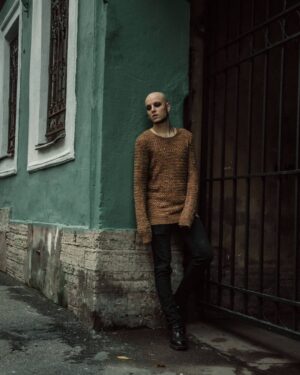 Ник Черников Instagram - Премьера нового клипа уже через несколько часов, ссылка в био! #ravanna photo by @november_fog