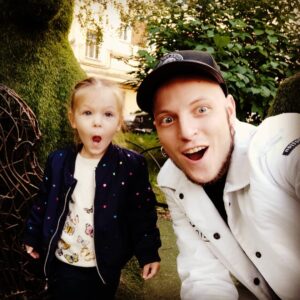 Ник Черников Instagram - Дотчь сказала что надо сфоткаться, я оспорить не рискнул)