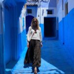Déborah François Instagram - #chaouen la bleue, sans filtre mais avec @gayanee_pierre et Fanny À-M. 💙🇲🇦 Chaouen City - شاون سيتي