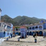 Déborah François Instagram - #chaouen la bleue, sans filtre mais avec @gayanee_pierre et Fanny À-M. 💙🇲🇦 Chaouen City - شاون سيتي