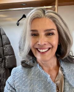 Désirée Nosbusch Instagram - HADES von Andreas Kopriva. It was a pleasure guys: @anoushiravan_mohseni76 @timseyfi Frau Posch-Blomberg verabschiedet sich 🤗 Danke @mr_film_produktion Vienna, Austria