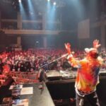 DJ Koo Instagram - HEAVY METAL SOUND HOUSE 2023 お越し頂きありがとうございます！！ 初参加でしたが、僕のROCK魂ブツけさせていただきました！！ セトリでございます 1. Iron Man (Live) / Black Sabbath 2. Woman From Tokyo / Deep Purple 3. Cat Scratch Fever / Ted Nugent 4. I Got the Fire / Montrose 5. Virgin Killer / Scorpions 6. Expect No Meacy / Nazareth 7. Hearts On Fire / BOW WOW 8. Crazy Train (Live) / Ozzy Osbourne ～掟破り～ 9. EZ DO DANCE / TRF 楽曲をイジるなんて御法度な自分が居ながらも DJスキルで何かカマしたいという DJ KOOも居て エフェクトやループマシーンぶちかまし まさかの超掟破りまでイカせて頂きましたw 今回 70年代の曲が多かったので音質的に CITTAで流してもパワーと迫力が出るように Pioneer DJM-A9からオーディオインターフェイスを通してMacに取り込み、EQをかけてリマスターしました なので！！かなりインパクトのある音でDJが出来たかと思います！！ お声掛け下さった伊藤政則アニキ、そしてROCKレジェンドの共演者皆さんに心から感謝 DO DANCEです！！ #heavymetalsoundhouse #サウンドハウス #伊藤政則 #DJKOO