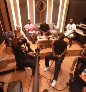 Dadju Djuna Nsungula Instagram - I love you appartient au peuple… 🌳🩸
Vous n’avez pas encore conscience.
#16fevrier2024