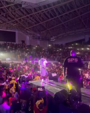 Dadju Djuna Nsungula Instagram - J’ai de l’amour pour le CONtinent 🇨🇲❤️