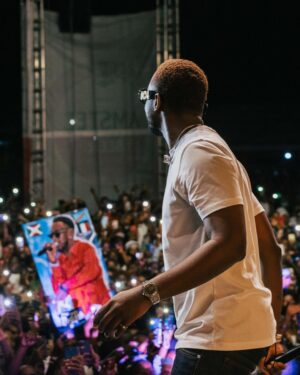 Dadju Djuna Nsungula Instagram - Le miel se propage 🍯🌳🩸🇧🇮

Bercy le 15 février 2024
Vous n’avez aucune CONSCIENCE…
@tayc