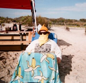 Dan Deacon Instagram - I love the beach
.
.
.
 (edit: since people keep messaging me asking if I’m at the beach: no I am not at the beach. This photo is from last month. Also photo by @owlshots)