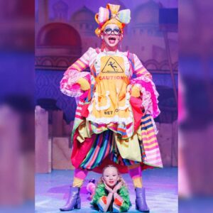 Daniel Wallace Instagram - Less than a week to go before we finish and having such a magicall time with @phapanto and @marinatheatre playing Widow Twankey in this years Aladdin!🌟
Panto is such a glorious tradition that includes every generation and is a child's first introduction to theatre!So it always makes me laugh when people are outraged by children being exposed to Drag or Drag story time when this has literally been a thing for 100's of years.
Merry Christmas from this old dame in Lowestoft!
Photo by @fourthwallphotographyuk❤
Dress by @lizziebiscuits 💗
#Panto #Pantomime #nothinglikeadame #Twankey #manchesterqueens