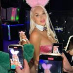 Daniella Chávez Instagram - Tú Conejita Playboy🩷✨Cuál es tu foto Fav? 🐰. @myslimusinas 🛻🎉.