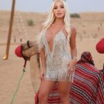 Daniella Chávez Instagram - Cumpleaños en el Desierto de Dubai 🐫🌵 Una celebración distinta para la mejor influencer en #Dubai Sonara