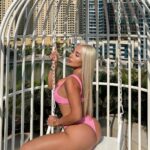Daniella Chávez Instagram - Habibi come to Dubai💗 qué lugar del mundo te gustaría conocer? Yo Japón 2024 . Dubai, United Arab Emirates