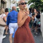 Daniella Chávez Instagram – 🍦 Capri 🇮🇹 Cuál es tu foto Favorita? Capri, Italy