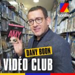 Dany Boon Instagram - Avec @konbini je me suis baladé dans un vidéo club pour parler cinéma et j’ai adoré ! 📼 Lien de la vidéo en bio JM VIDEO, le lieu de rencontre des cinéphiles parisiens