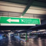 Dany Boon Instagram - Sortie de secours gastro. Tu te gares vite vite et hop tu prends les portes de secours pour filer aux toilettes.