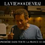 Dany Boon Instagram – Merci Charlotte, Kad et toute l’équipe de #LaViePourDeVrai pour ces inoubliables fous rires ! 🥰😂
Des avant-premières sont organisées Dimanche un peu partout en France pour rire 3 jours avant la sortie officielle du 19 avril. Toutes les dates sont sur le lien en bio !