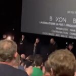 Dany Boon Instagram - Extraordinaires premières avant-premières de #laviepourdevrai ! MERCI pour vos rires et vos témoignages si émouvants. Même au huitième film, on doute toujours autant et on ne sait jamais vraiment… et là, votre accueil, vos réactions me remplissent le cœur et l’âme (d’artiste). Et quelle chance j’ai d’avoir à mes côtés Charlotte et Kad ! ❤️