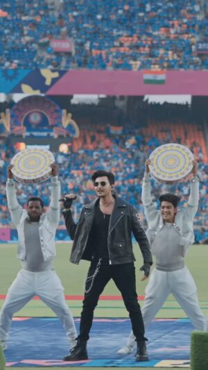 Darshan Raval Instagram - Dhindhora baaje reeee 🕺🕺🕺 

#navratri