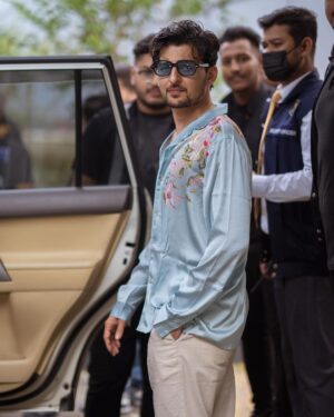 Darshan Raval Instagram - ✨💐