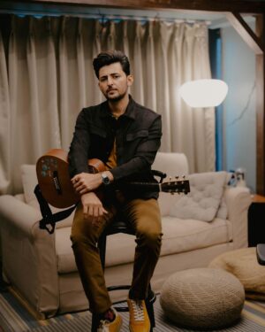 Darshan Raval Instagram - 🤎✨