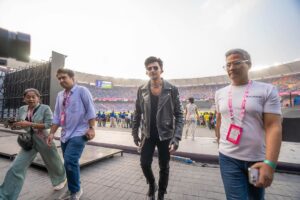 Darshan Raval Instagram - Congratulations 🇮🇳❤️ ALWAYS ON TOP #indvspak 

Wearing @lovegen_spain