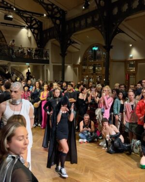 Darya Timoshenko Instagram - FINAL TT hands & arms with @an.oo.rzh @_house_of_voodoo 

Thanks Paris Latex Ball 
@kiddysmile @jackmizrahi