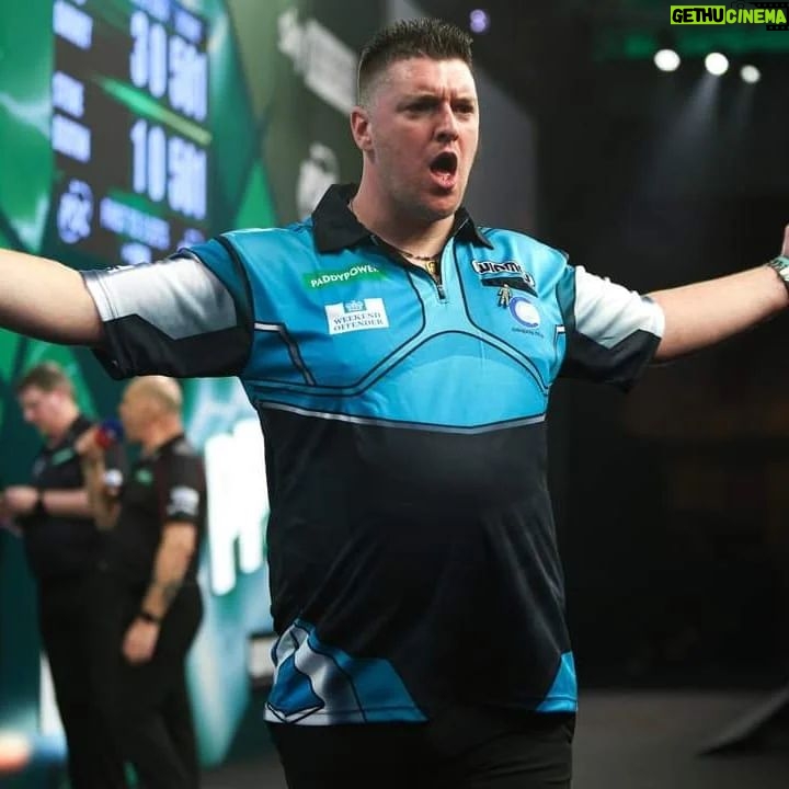 Daryl Gurney Instagram - LATEST DARYL GURNEY 1️⃣-2️⃣ Dave Chisnall A 74 finish levelled the set for Daryl, and he sealed it in a decider with a 130 checkout.