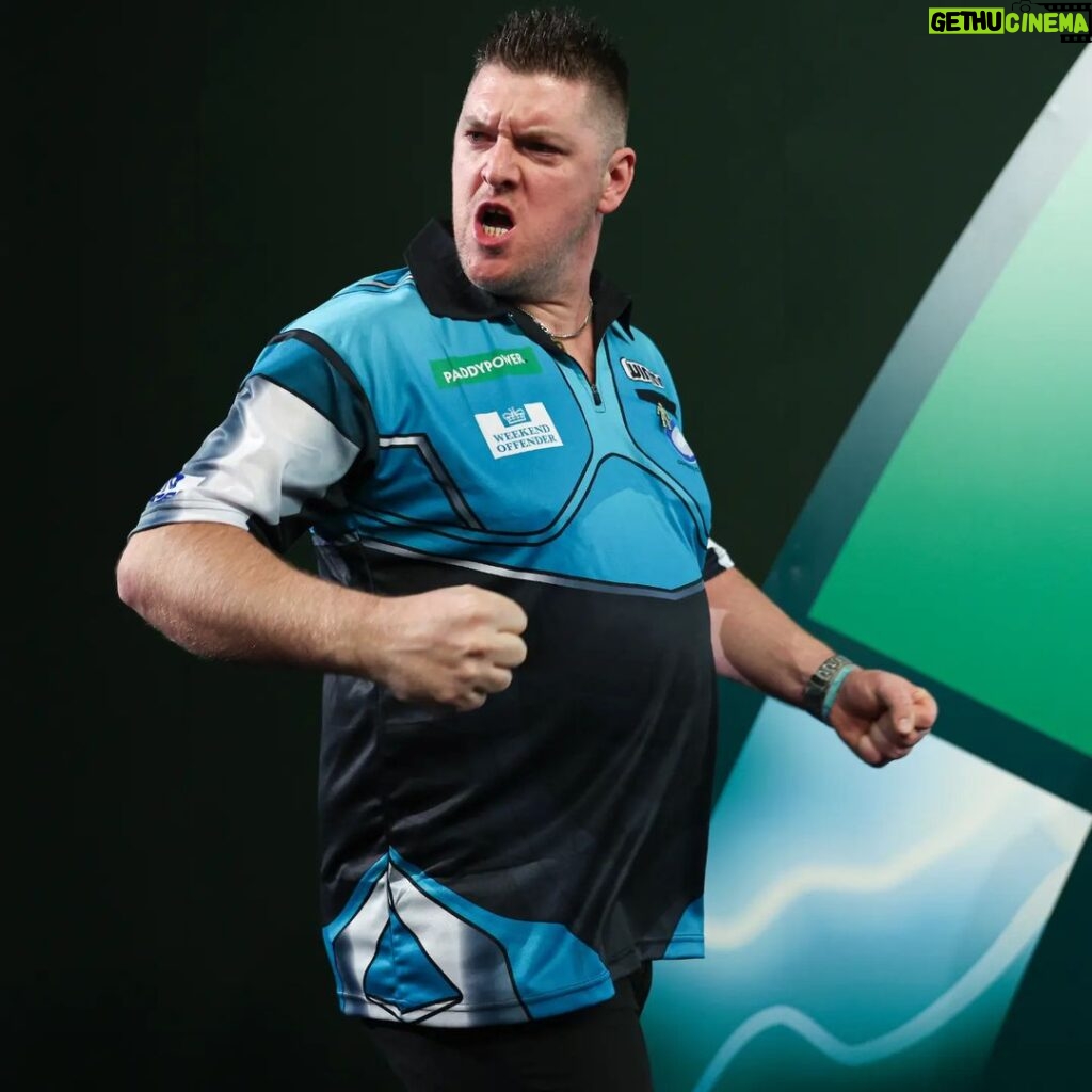 Daryl Gurney Instagram - So today is the day! I play against Ricky in the last match of the evening session tonight at Ally Pally. Ricky is someone I obviously know very well, and I'm sure we'll bring out the best in each other. May the best man win. Thanks for all the support, and to: @carquay @weekendoffender @winmauofficial