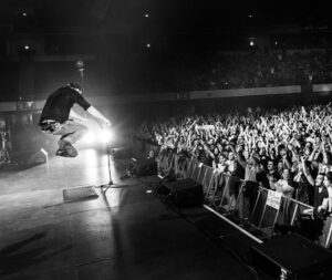 Dave Matthews Instagram - Lisbon, Portugal - 4.6.19 📸 by @rene_huemer