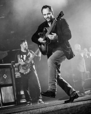 Dave Matthews Instagram - #davematthewsband #davematthews #dmb 📸 @rodrigodmbrasil @rene_huemer