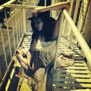 Daveigh Chase Instagram - Sunset Stay Set
